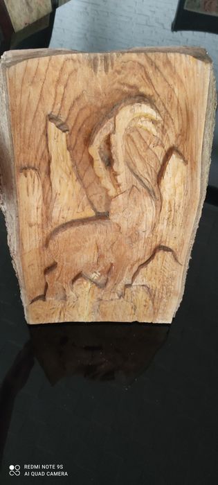 дърворезба козирог, винопроизводител,поставка за вино