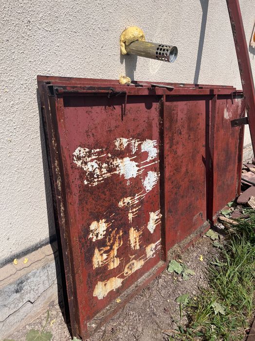 Продам гаражные ворота