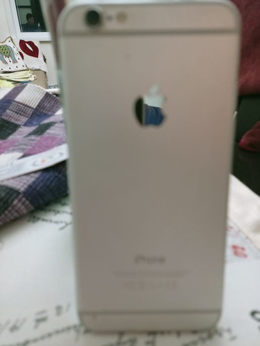 Продам iPhone 6 с номером и кожаным чехлом книжкой