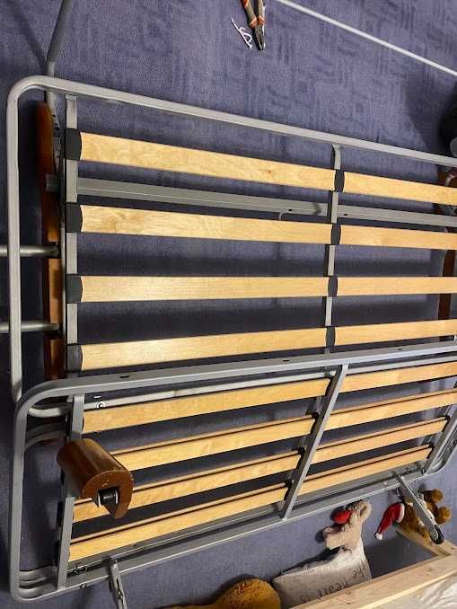 Canapea extensibila 160x200 de vanzare