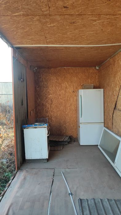 Продам Марской и жд контейнер