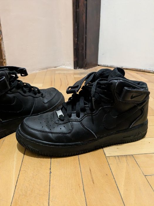 Nike air force 1 mid - triple black
