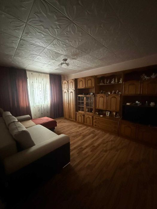 ÎNCHIRIEZ Apartament 2 camere ROBEA T-URI