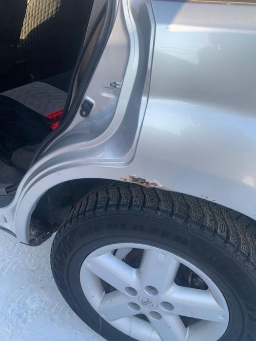 Продам машину Nissan X-trail