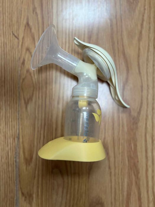Помпа за кърма Medela