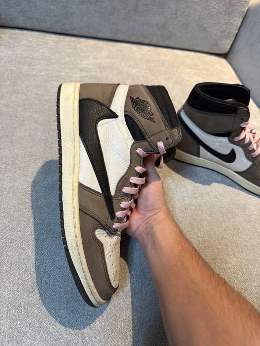 Jordan 1 high Travis Scott mocha