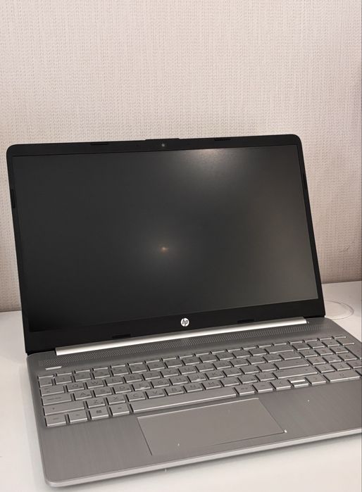 HP ноутбок СРОЧНО ПРОДАМ торг
