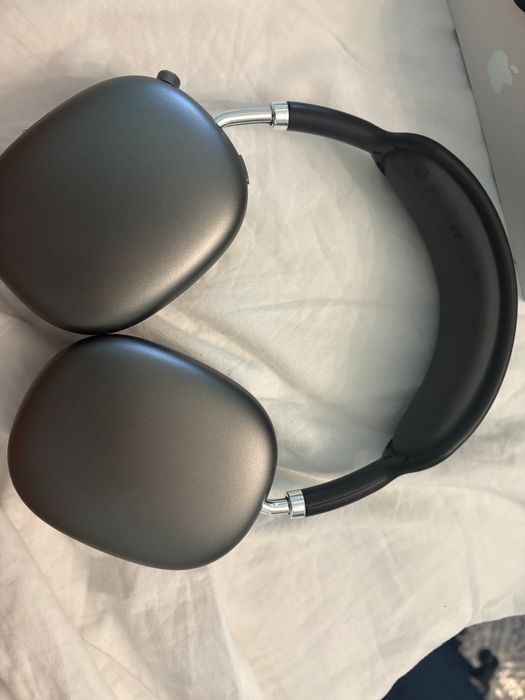 Airpods Max Apple