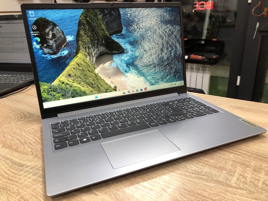 Lenovo Ideapad 1 (2024) (A4)