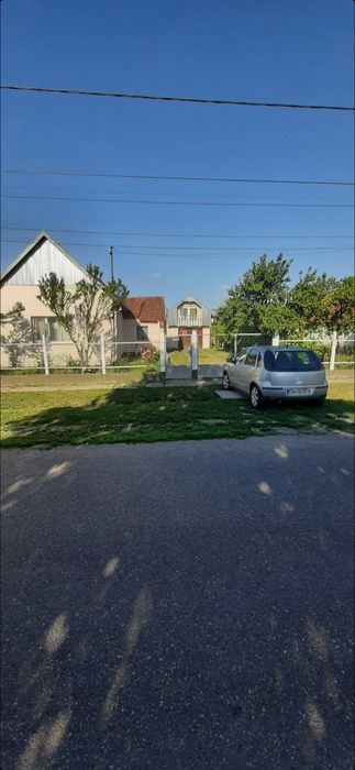 Vînd casā în Ardud
