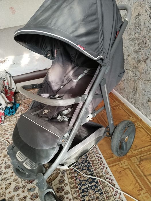Продам коляску в хорошем состоянии