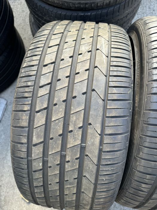 Anvelope vara 285 35 22