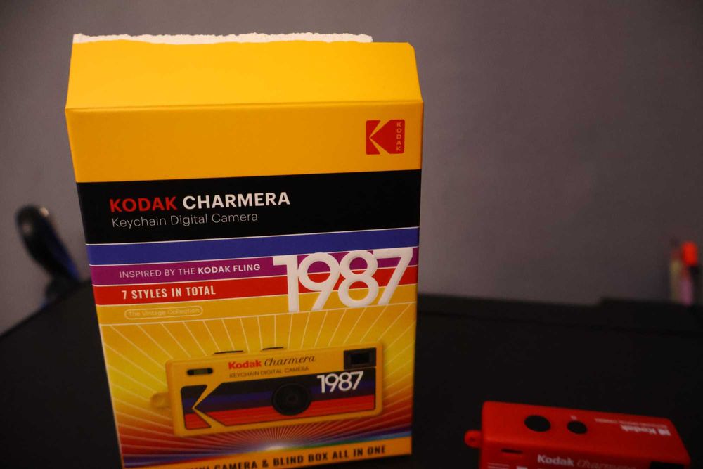 Камера Kodak Charmera - ЧЕРВЕН цвят