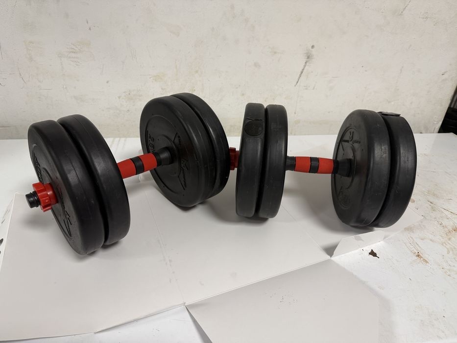 Set gantere reglabile noi 10 kg+10 kg=20 kg.Germany pret promo 150 lei