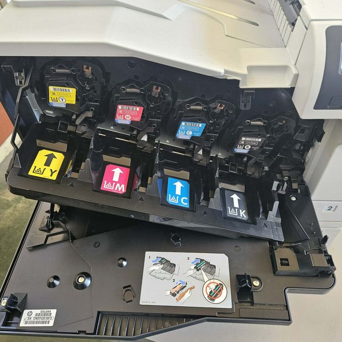 Лазерен принтер HP Color LaserJet