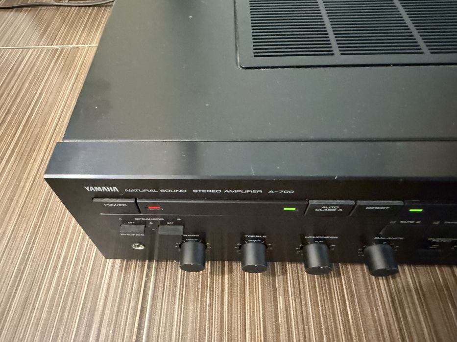 Yamaha A-700 Качествен стерео усилвател