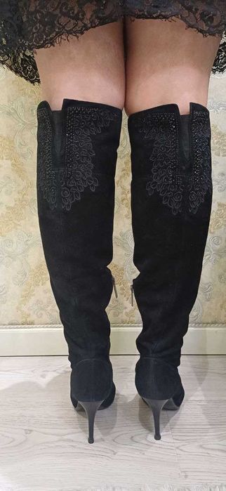 Сапожки женские в ассортименте