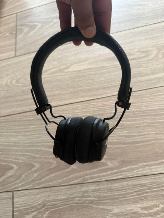 Наушник Marshall