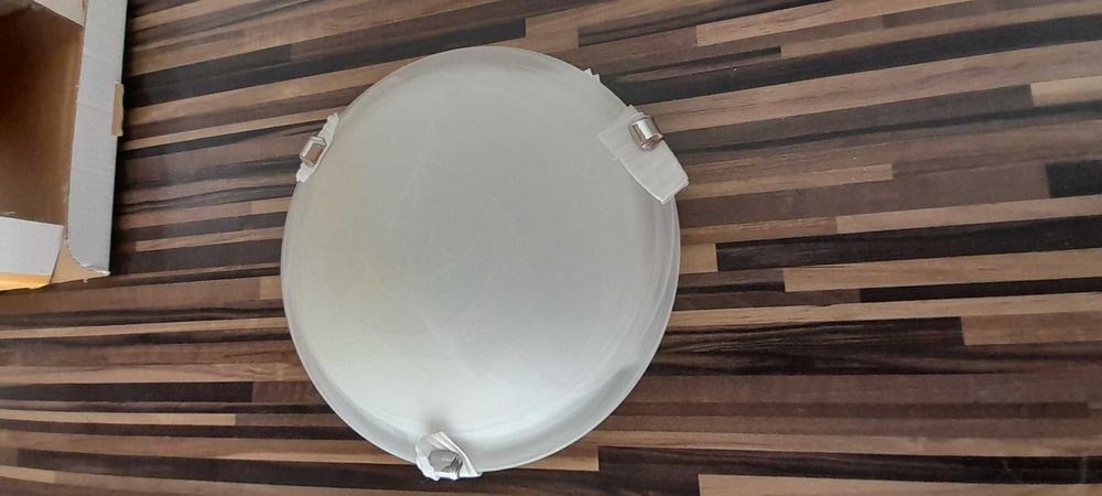 Плафон за таван - нов