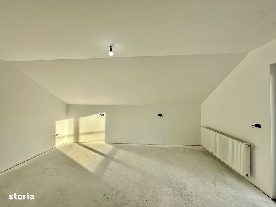 Casă individuală de vanzare  cu garaj și curte proprie – Hălchiu