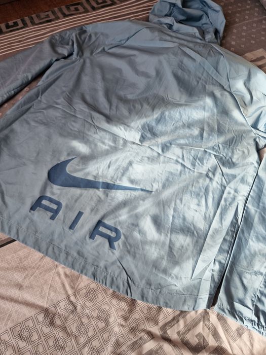 НОВ,оригинален анцуг на Nike Air, L размер