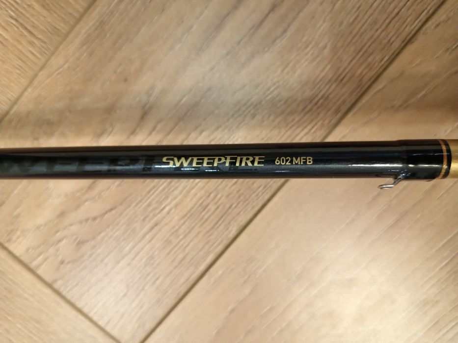 Продам кастинговый спининг daiwa для рыбалки