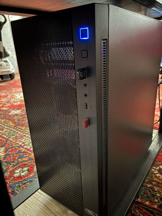 Gaming Kompyuter Intel Core i7 11th gen + GTX 1650 + 24" Acer monitor