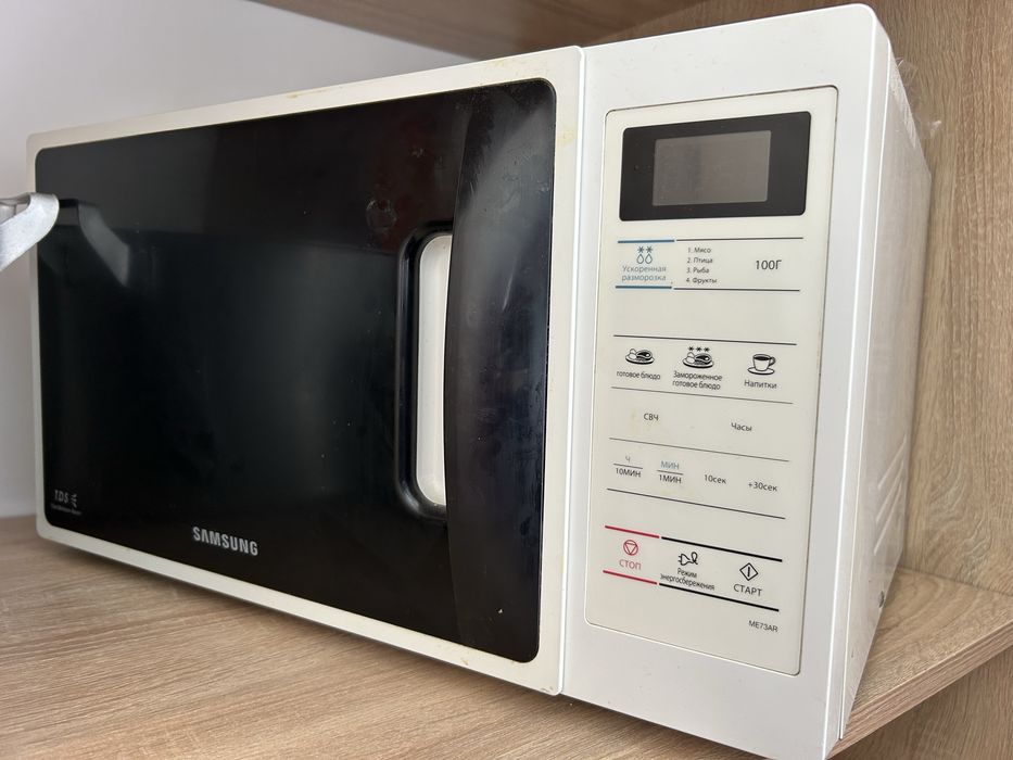 Микроволновка Samsung ME73AR
