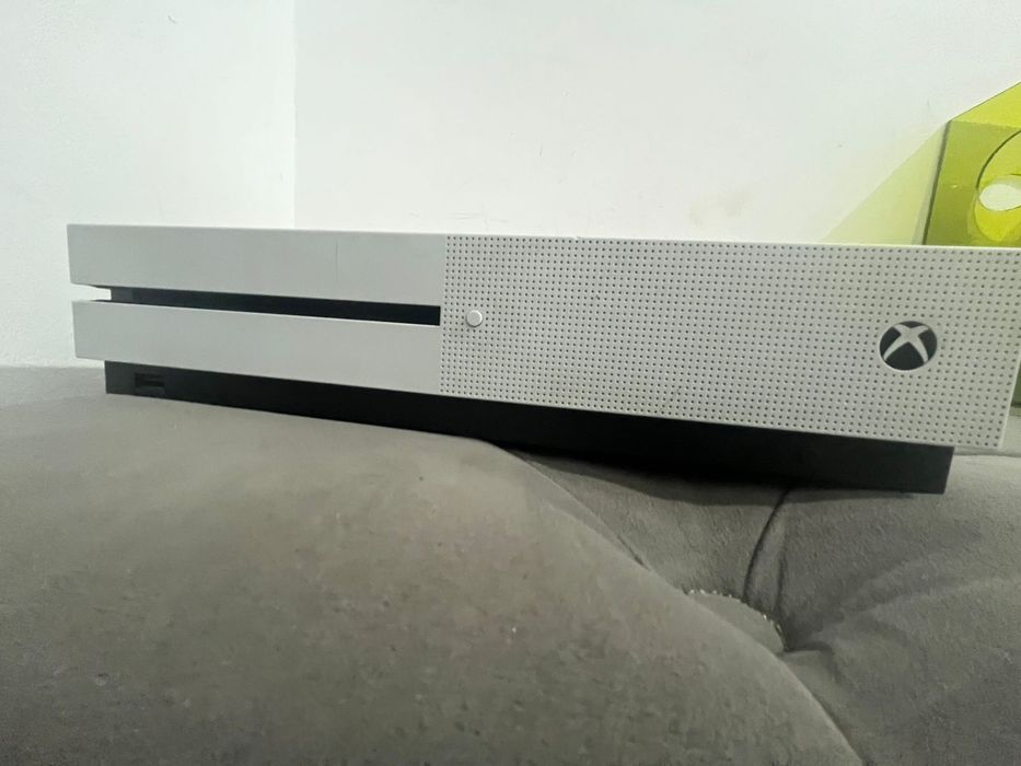 Xbox one s возможен обмен