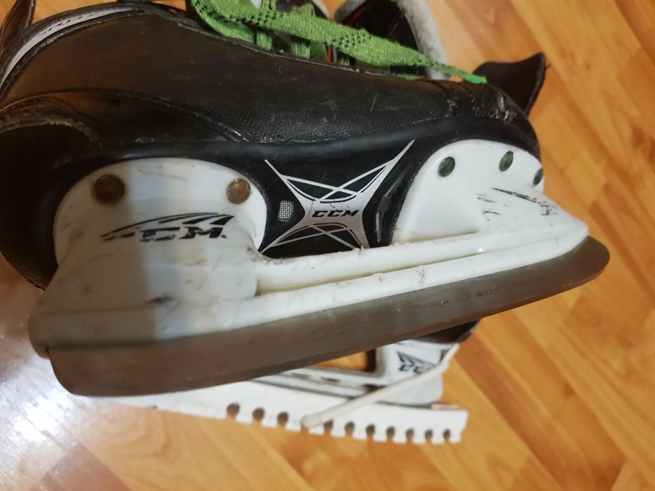 Коньки хоккейные CCM RBZ