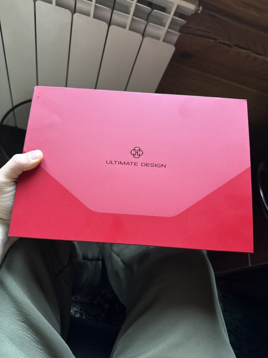 Huawei mate XTs ultimate design