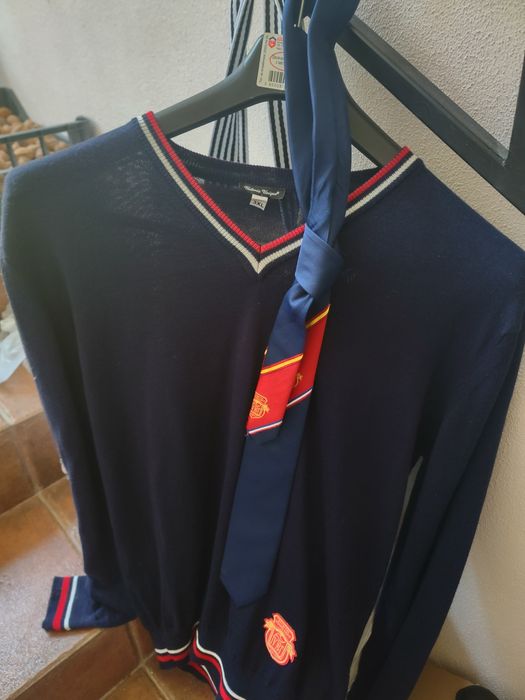 Нов пуловер XL и вратовръзка