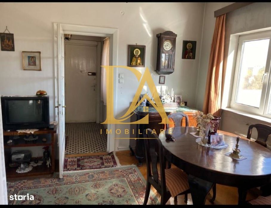 Apartament cu 3 camere Gara de Nord (FARA RISC) de vanzare