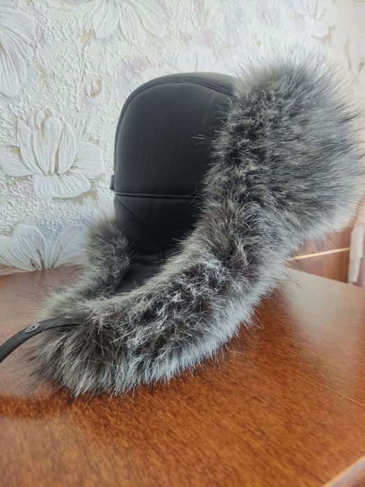 Продам шапки в хорошем состоянии