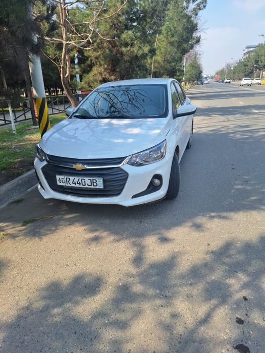 Onix sotiladi 29 oytolovi qolgan 330000 mingdan tolab olishga 7000 min