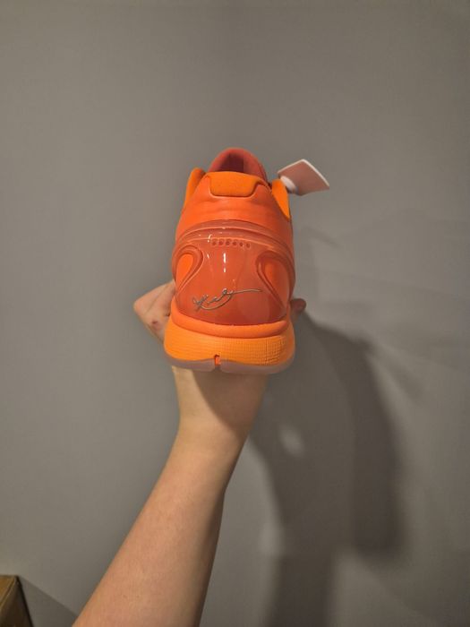 Kobe 6 total orange