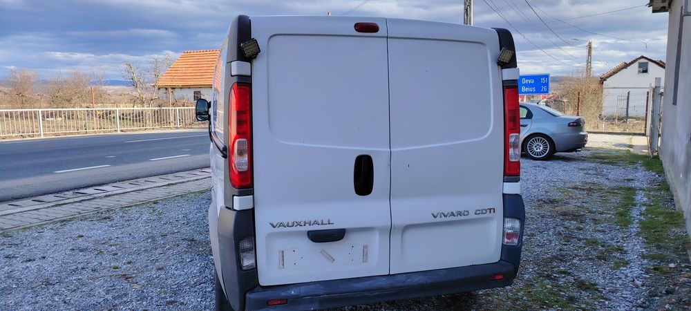 Opel vivaro 2.0 D, 6 viteze, euro 5, 2012 volan dreapta, sau dezmembra