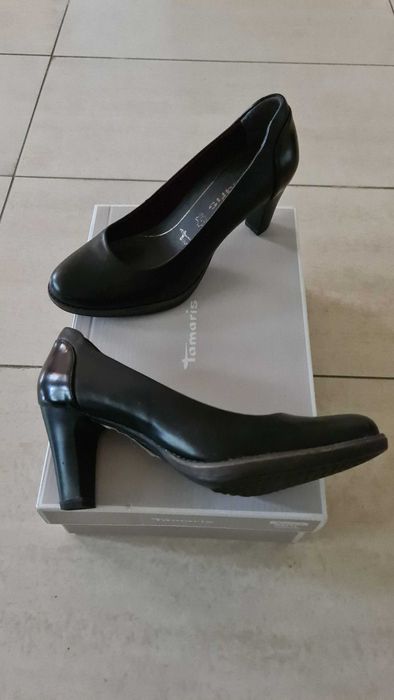 Ботуши Lacoste и обувки Tamaris , 37 номер