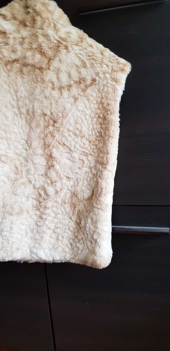 Елек еко кожа почти нов