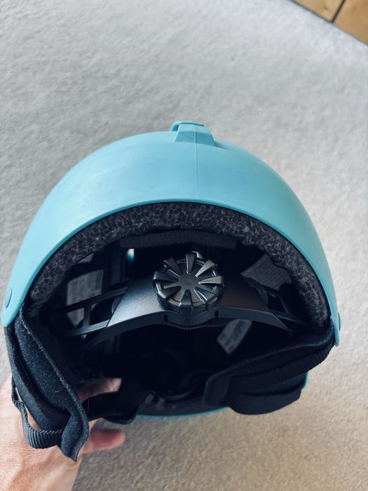 Детска каска за ски