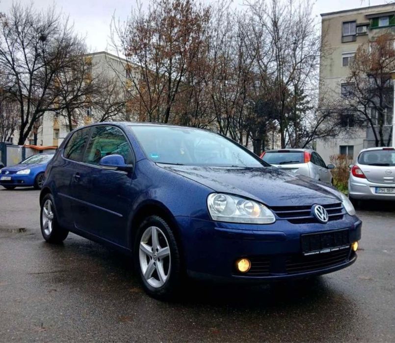 Vând VW Golf 5 !! 1.4 Mpi !!
