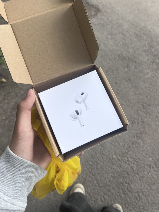 продам AirPods pro