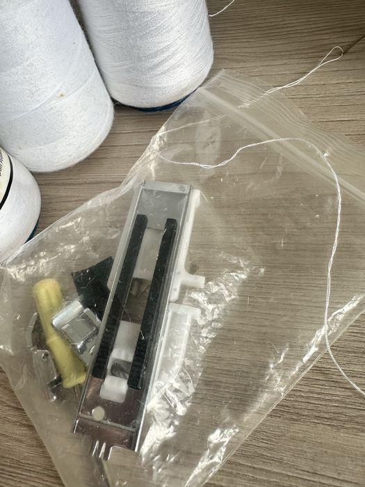 Продаю Шаейная машина Janome 523S