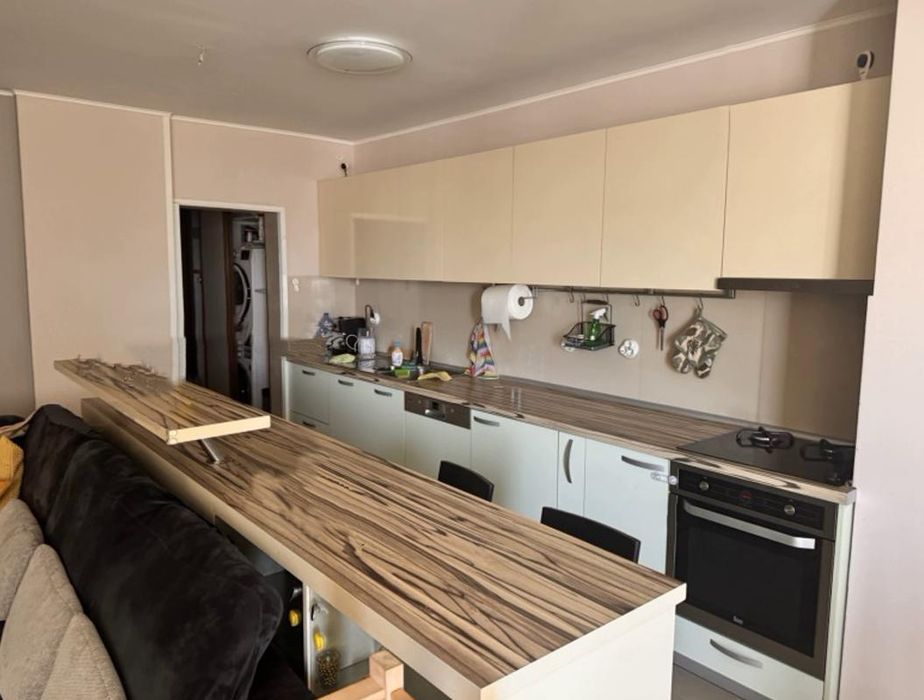 Дава се под наем Тристаен апартамент в София, Гоце Делчев - 110 кв.м за 1120.98 € - Снимка #2