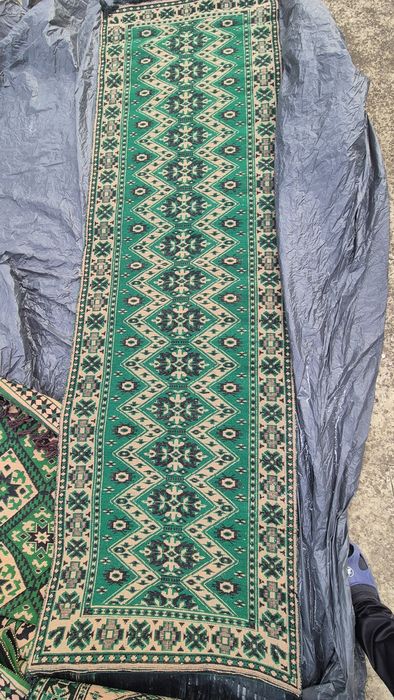 Старинни,автентични килими,пътеки и китеник