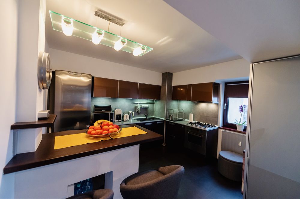 Apartament 3 camere ultracentral Primarie | 3-room rental apartment ultra-central