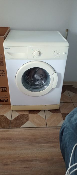 Продам стиральную машинку