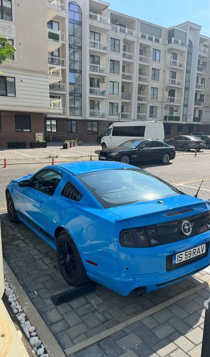 Ford Mustang 3.7L v6 , automat, 2013, Import SUA