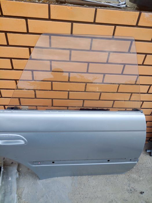 Субаро Легаси 1996 на запчасти