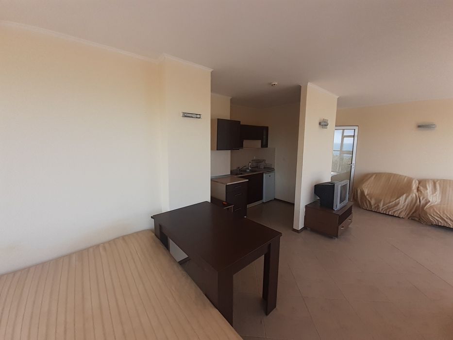 СОБСТВЕНИК Частно лице Продава 3-стаен Апарт. Никея Парк над Ривиерата